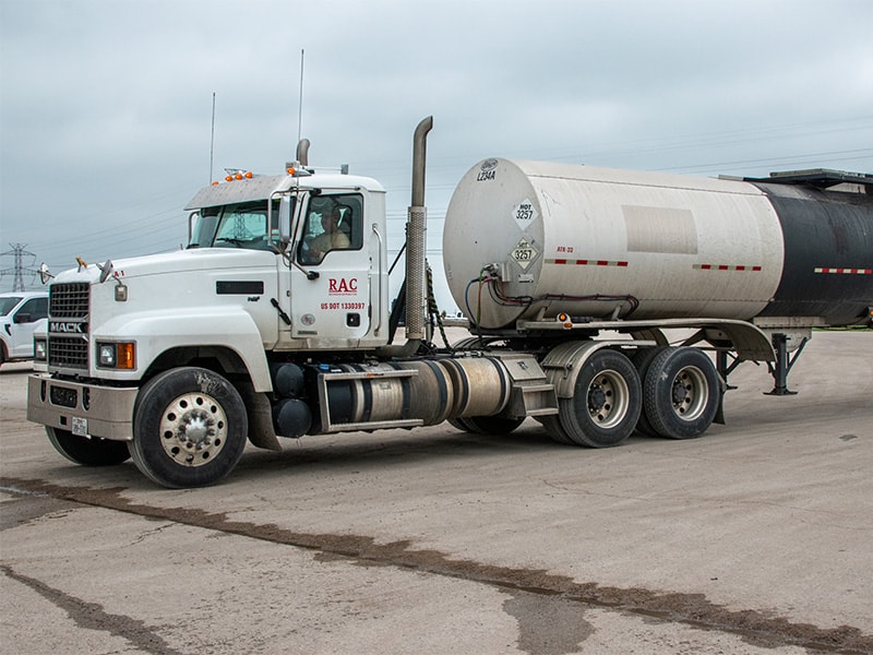 RAC truck at an asphalt plant